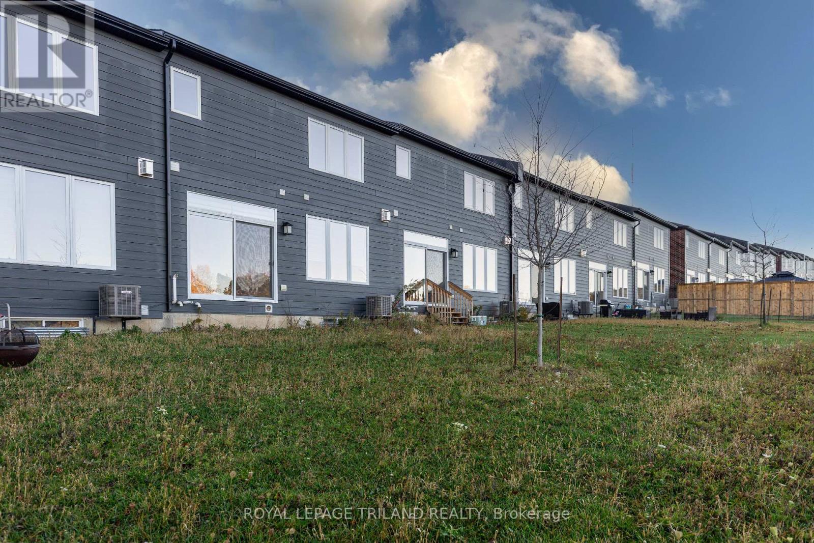 1091 Upperpoint Avenue, London South, Ontario  N6K 0L1 - Photo 11 - X12499756