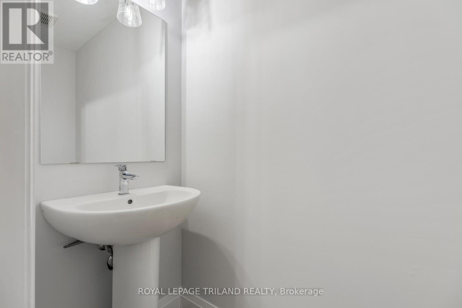 1091 Upperpoint Avenue, London South, Ontario  N6K 0L1 - Photo 14 - X12499756