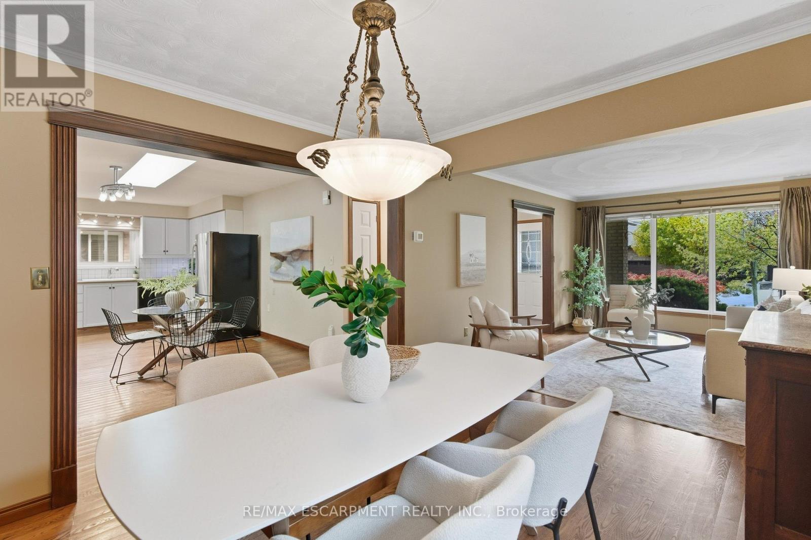 68 Firenze Street, Hamilton (Gurnett), Ontario  L9C 6V7 - Photo 9 - X12499662