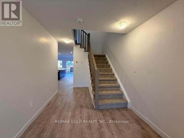 24 Oak Forest Common Crescent, Cambridge, Ontario  N1S 0G3 - Photo 3 - X12499672