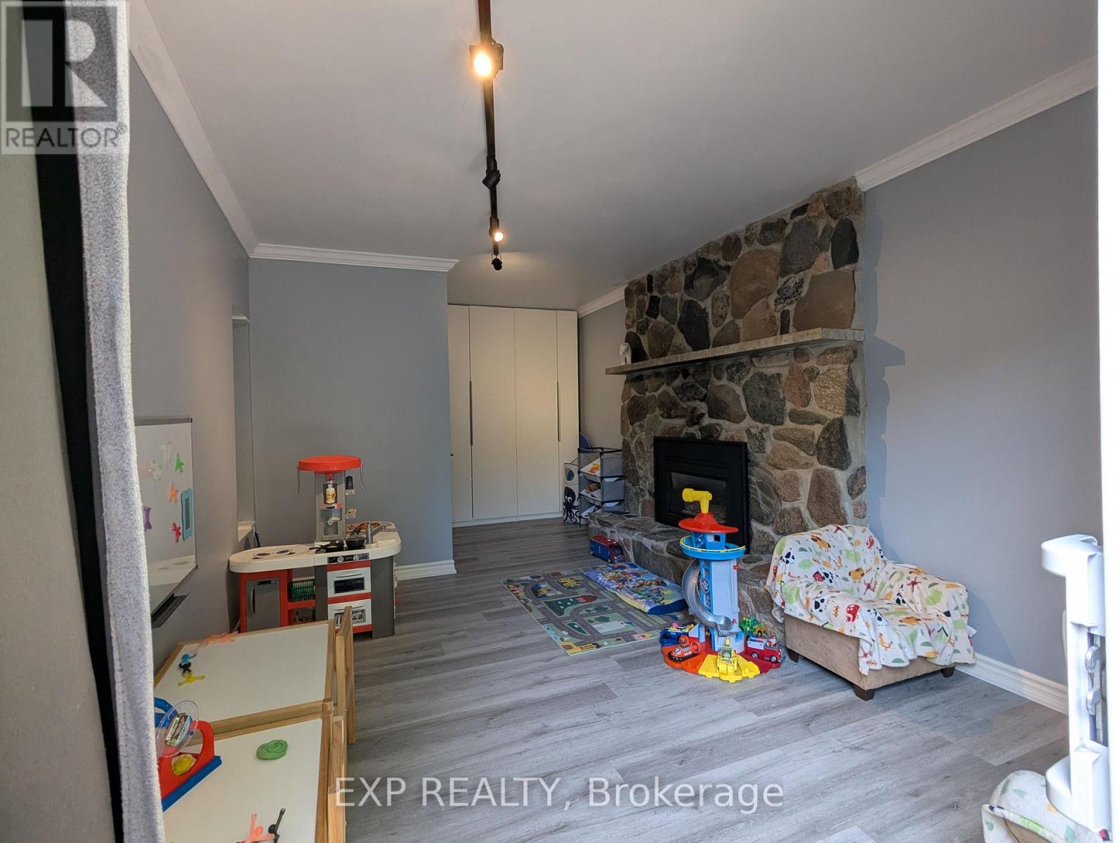 249 Whitelock Street, Stratford, Ontario  N5A 7L2 - Photo 24 - X12499678