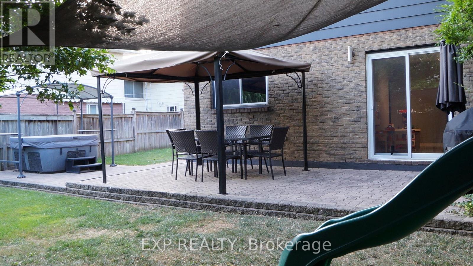 249 Whitelock Street, Stratford, Ontario  N5A 7L2 - Photo 37 - X12499678