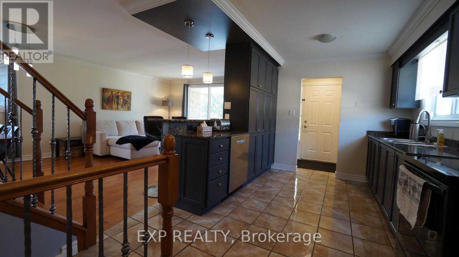 249 Whitelock Street, Stratford, Ontario  N5A 7L2 - Photo 9 - X12499678