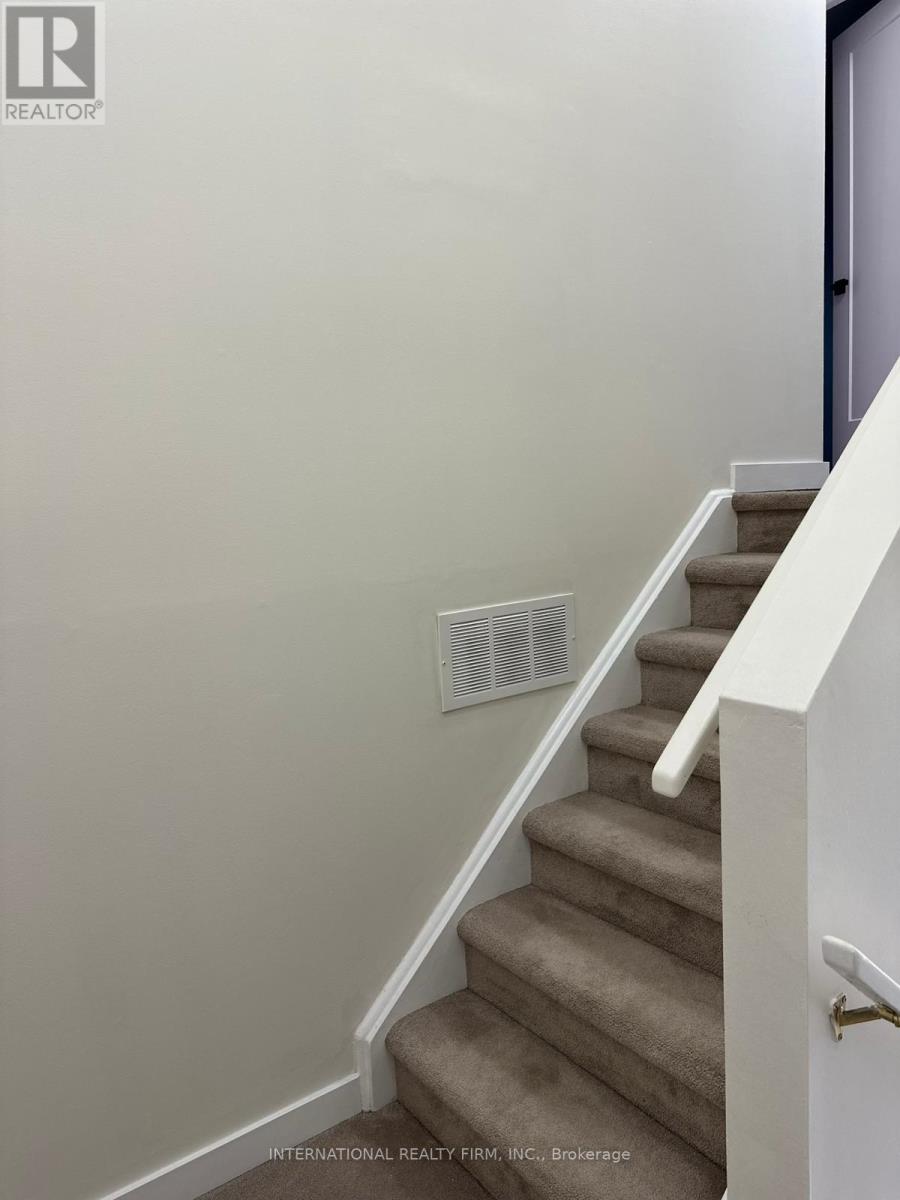 130 Sekura Crescent, Cambridge, Ontario  N1R 7E9 - Photo 13 - X12499708