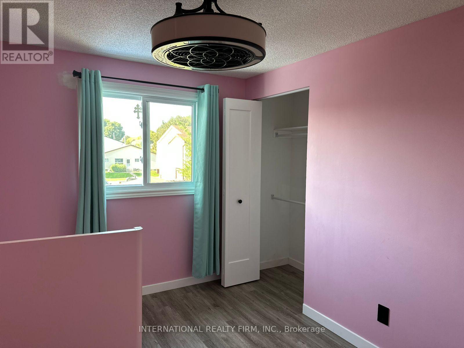 130 Sekura Crescent, Cambridge, Ontario  N1R 7E9 - Photo 27 - X12499708