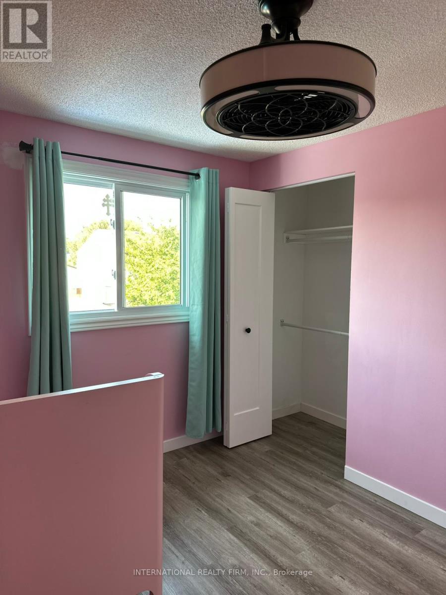 130 Sekura Crescent, Cambridge, Ontario  N1R 7E9 - Photo 28 - X12499708