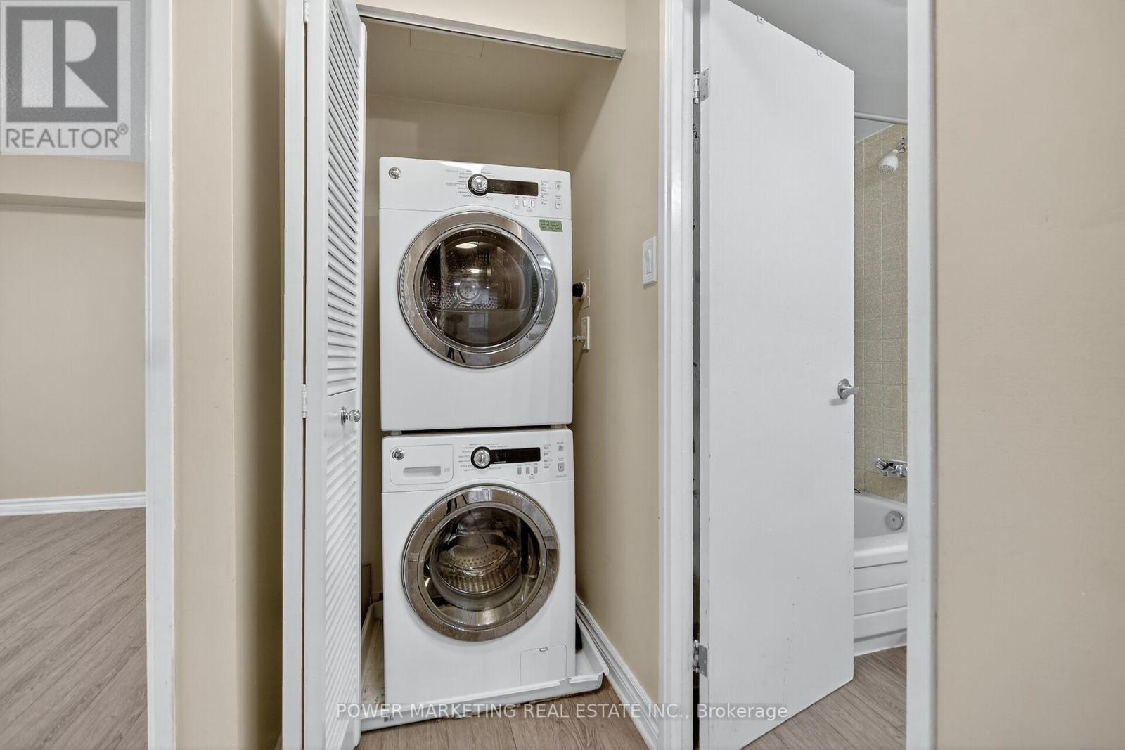 2806 - 500 Laurier Avenue W, Ottawa, Ontario  K1R 5E1 - Photo 9 - X12499782