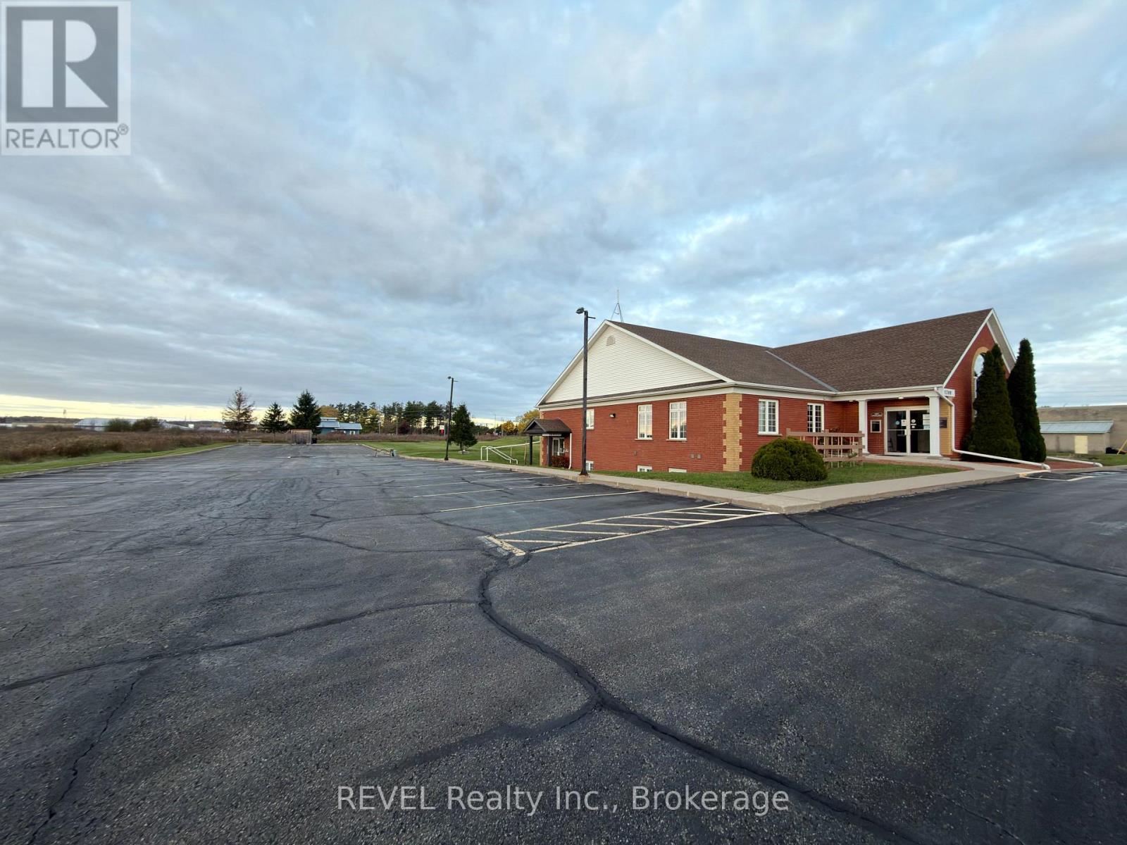 9 - 1789 Merrittville Highway, Thorold (Hurricane/merrittville), Ontario  L3B 5N5 - Photo 21 - X12499786