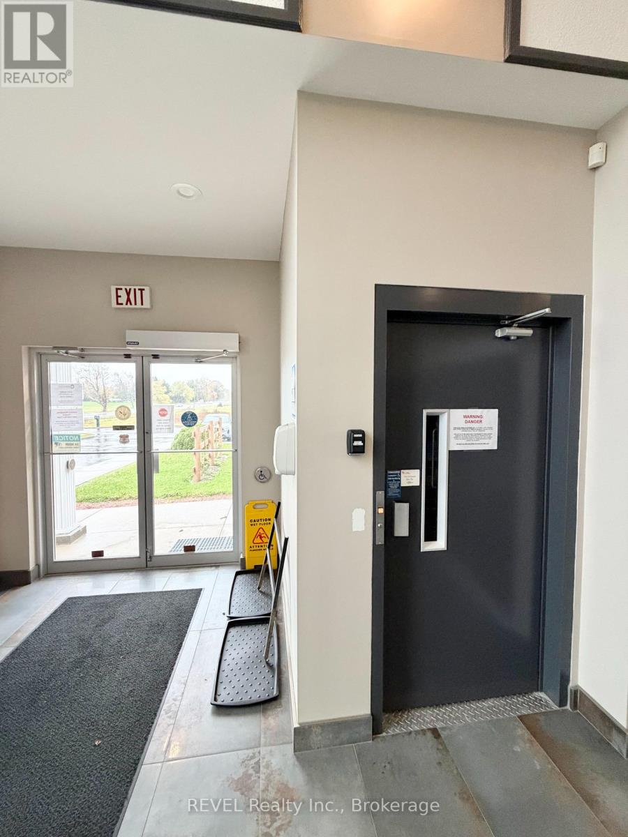 9 - 1789 Merrittville Highway, Thorold (Hurricane/merrittville), Ontario  L3B 5N5 - Photo 7 - X12499786