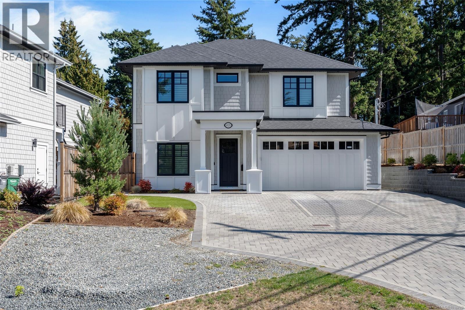 4829 Cordova Bay Rd, Saanich, British Columbia  V8Y 2J8 - Photo 53 - 1018719