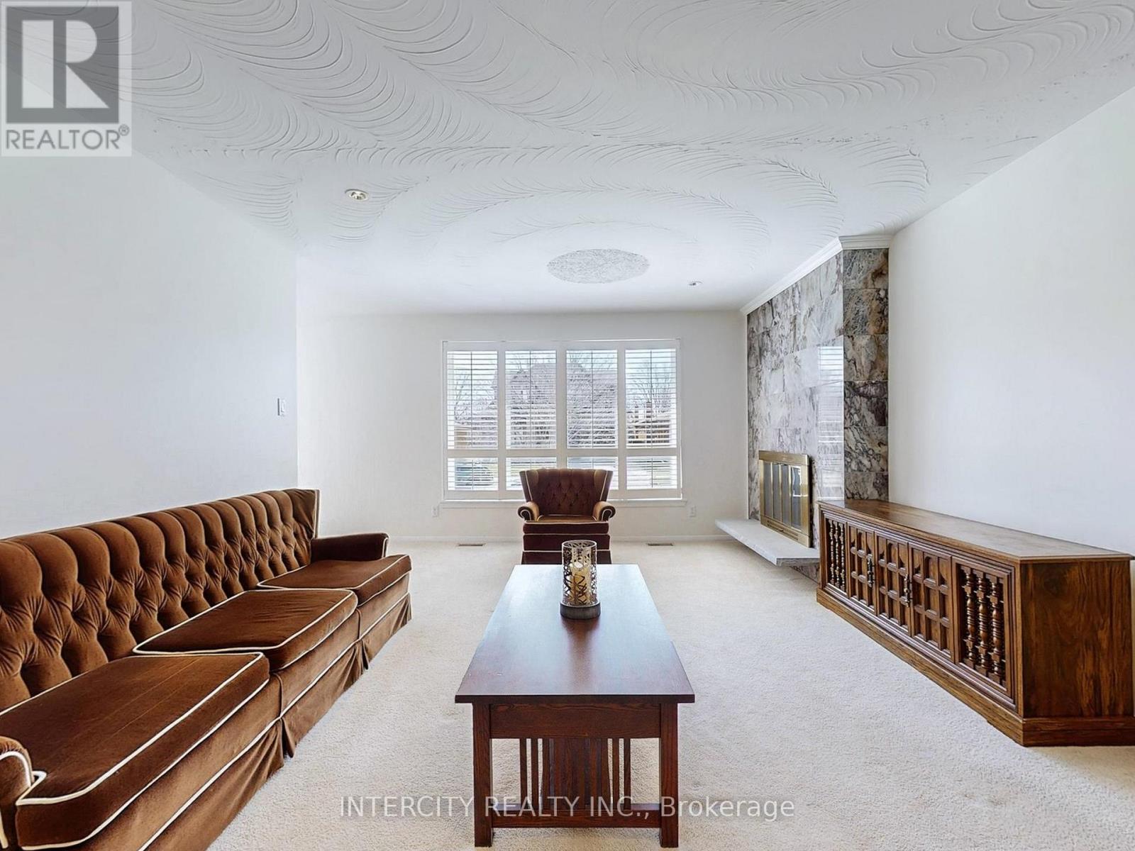 26 Donnalyn Drive, Toronto, Ontario  M2R 2R8 - Photo 10 - C12499784