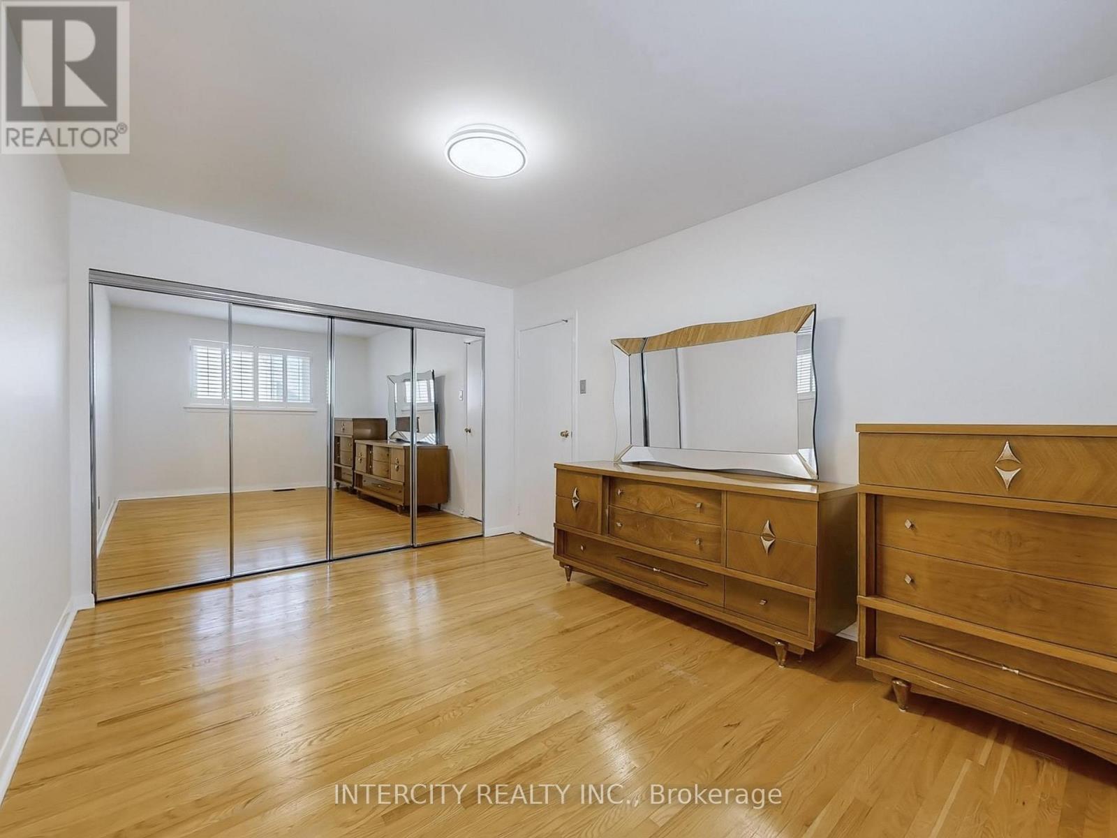 26 Donnalyn Drive, Toronto, Ontario  M2R 2R8 - Photo 27 - C12499784