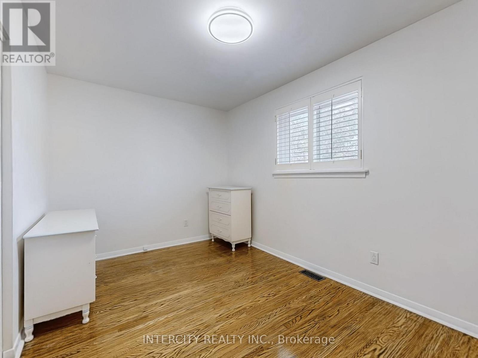 26 Donnalyn Drive, Toronto, Ontario  M2R 2R8 - Photo 28 - C12499784