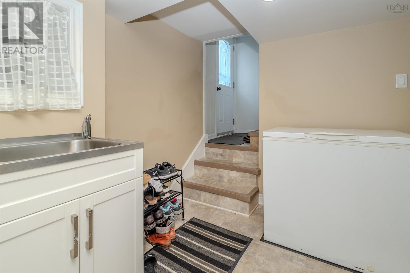 3 Essex Street, Glace Bay, Nova Scotia  B1A 5H3 - Photo 25 - 202524198