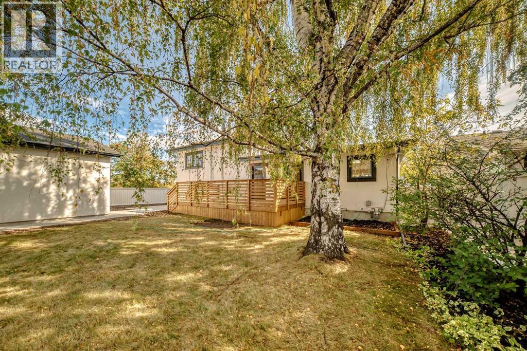 1 Cherovan Drive Sw, Calgary, Alberta  T2V 2P3 - Photo 38 - A2262062