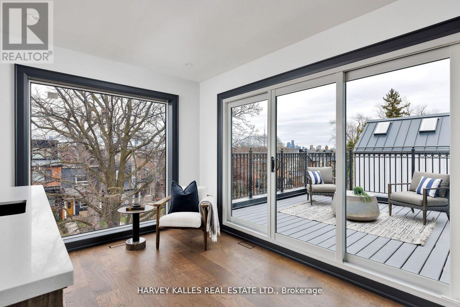 498 Roxton Road, Toronto, Ontario  M6G 3R4 - Photo 22 - C12368184