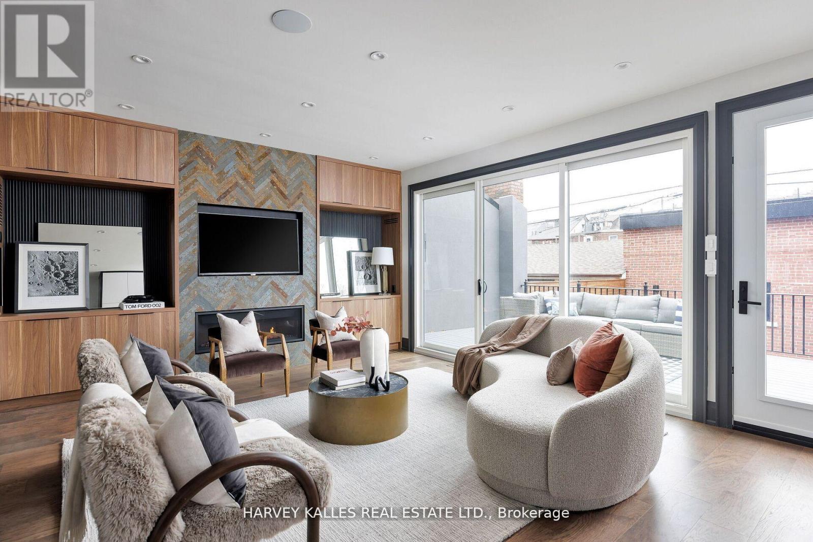 498 Roxton Road, Toronto, Ontario  M6G 3R4 - Photo 17 - C12368184