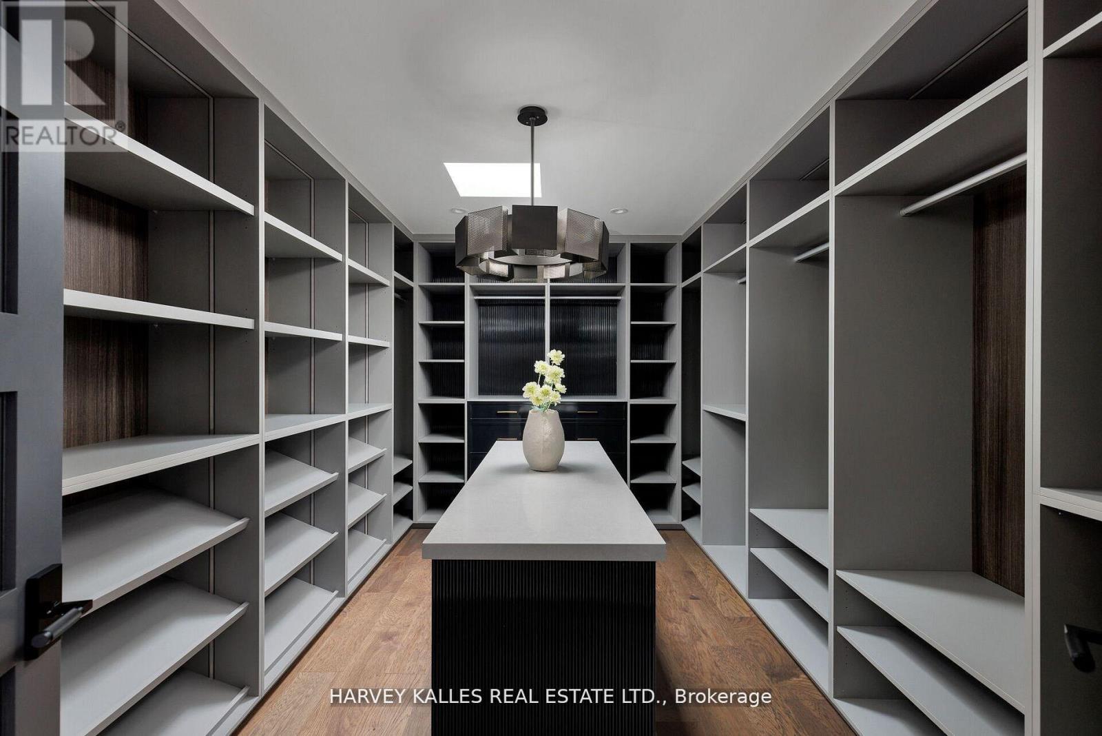 498 Roxton Road, Toronto, Ontario  M6G 3R4 - Photo 35 - C12368184