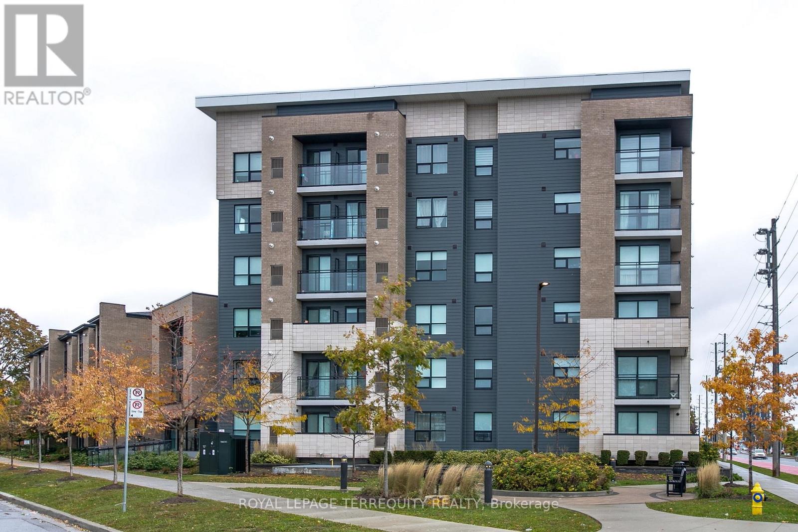 318 - 1 FALAISE ROAD, Toronto, Ontario