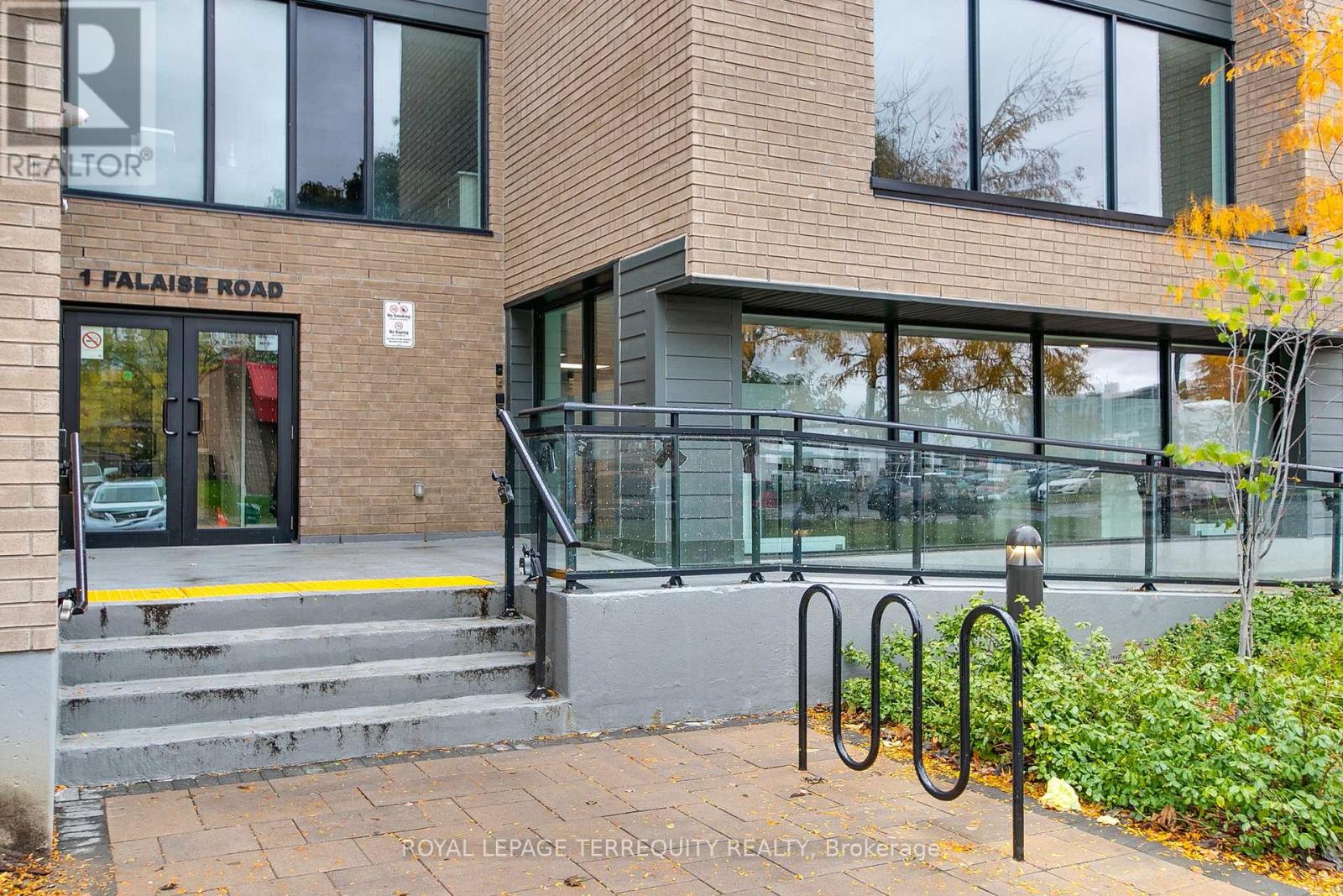 318 - 1 Falaise Road, Toronto, Ontario  M1E 0B9 - Photo 3 - E12499796