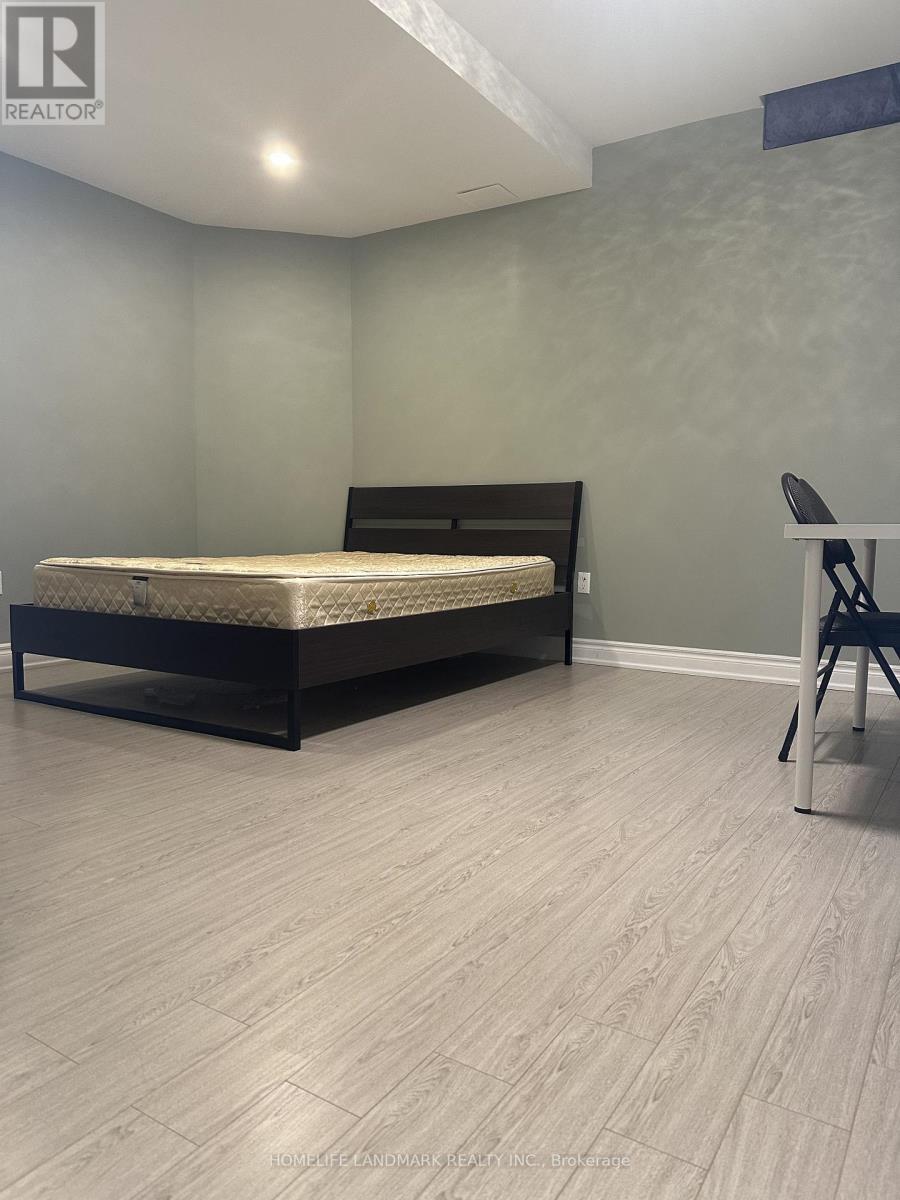 35 Queen Magdalene Place, Toronto (Hillcrest Village), Ontario  M2H 0A6 - Photo 31 - C12499294