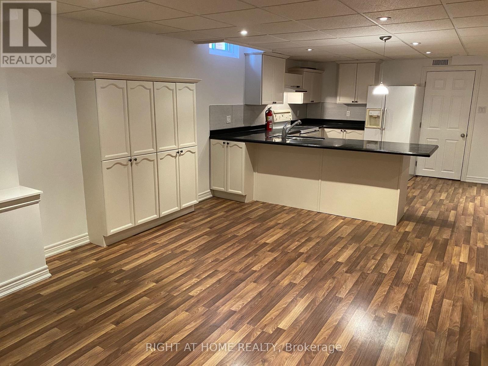 Basement - 198 Novaview Crescent, Vaughan, Ontario  L4L 9L8 - Photo 17 - N12499794