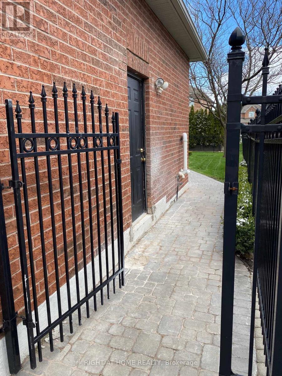 Basement - 198 Novaview Crescent, Vaughan, Ontario  L4L 9L8 - Photo 3 - N12499794