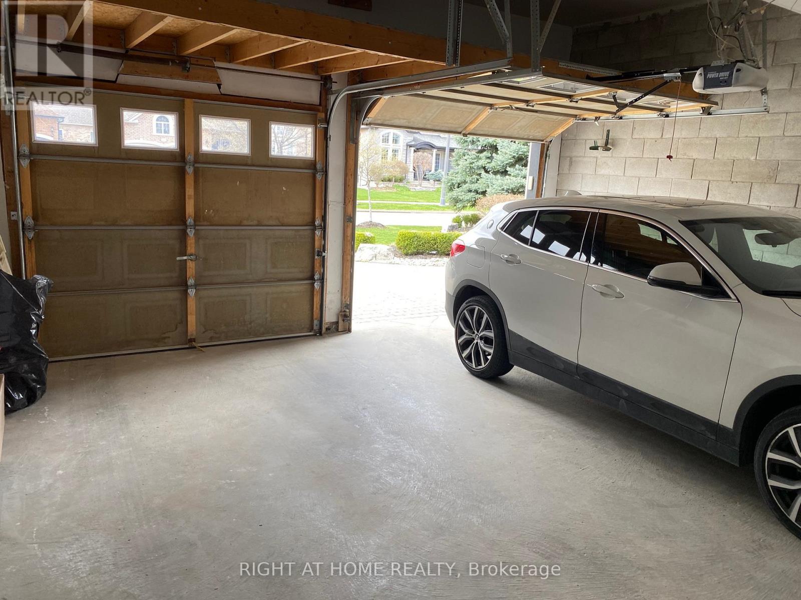 Basement - 198 Novaview Crescent, Vaughan, Ontario  L4L 9L8 - Photo 4 - N12499794