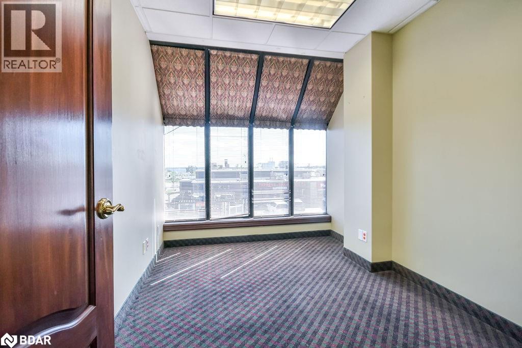 19 Front Street N, Orillia, Ontario  L3V 4R6 - Photo 6 - 40784927