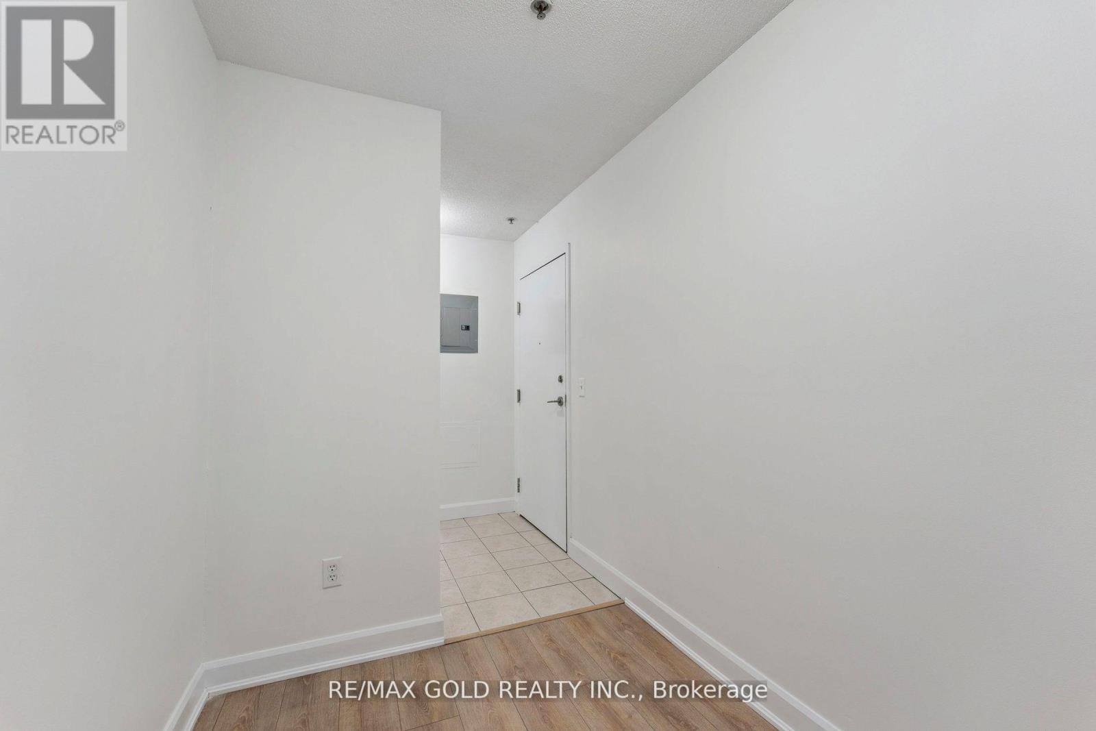 2104 - 6 Dayspring Circle, Brampton, Ontario  L6P 2Z6 - Photo 17 - W12499728