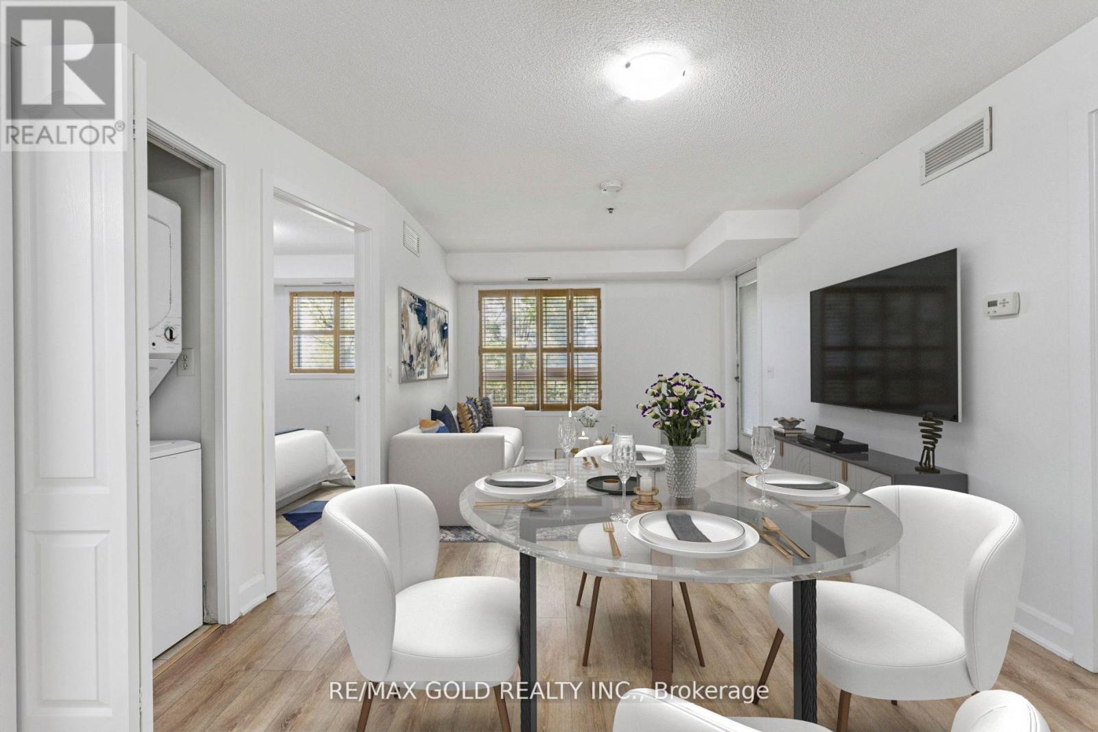 2104 - 6 Dayspring Circle, Brampton, Ontario  L6P 2Z6 - Photo 6 - W12499728