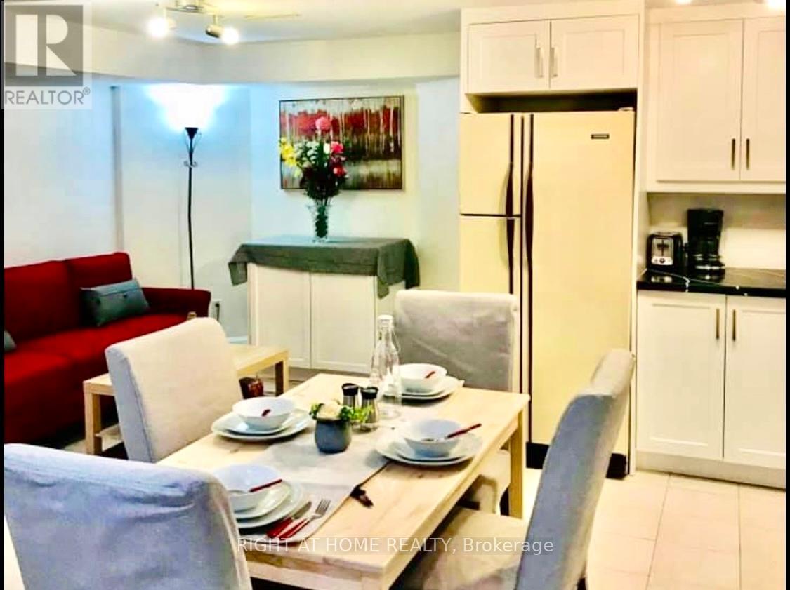 Basement Unit - 289 Laurentian Avenue, Mississauga, Ontario  L4Z 2S2 - Photo 3 - W12499744