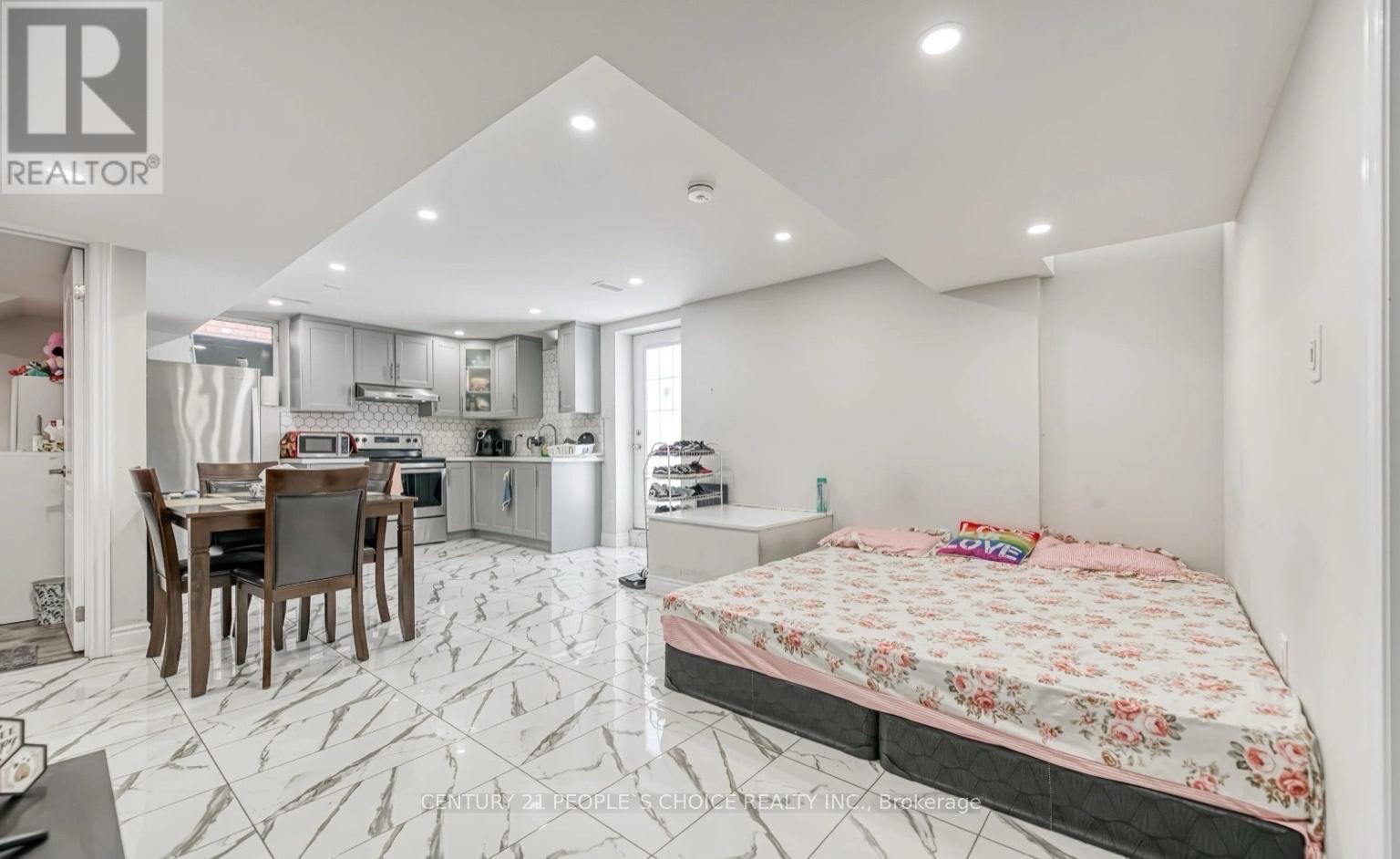 Basement - 33 Ezra Crescent, Brampton, Ontario  L7A 5A6 - Photo 8 - W12499780