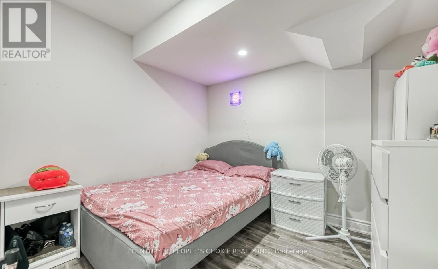 Basement - 33 Ezra Crescent, Brampton, Ontario  L7A 5A6 - Photo 9 - W12499780