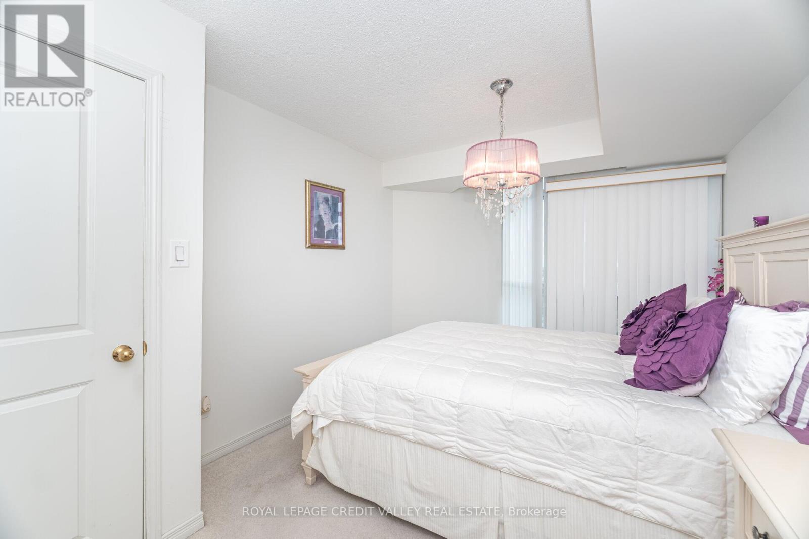 2407 - 9 George Street N, Brampton, Ontario  L6X 0T7 - Photo 22 - W12499790