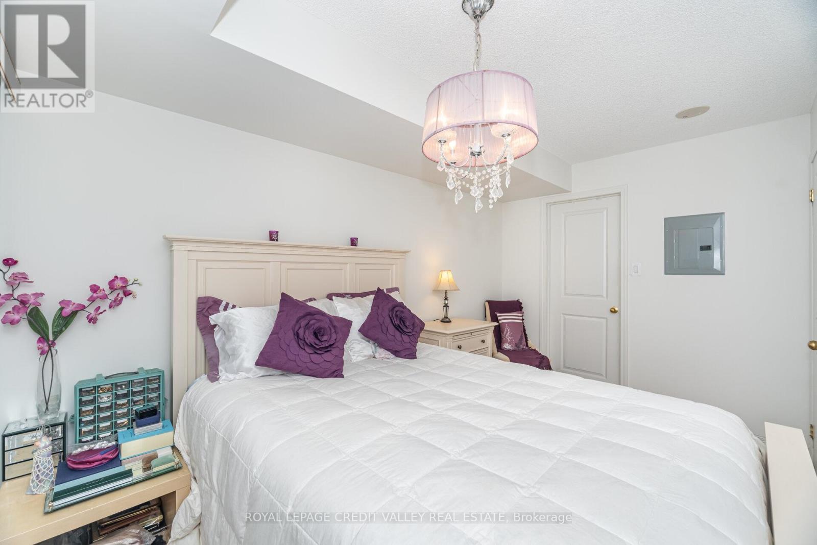 2407 - 9 George Street N, Brampton, Ontario  L6X 0T7 - Photo 23 - W12499790