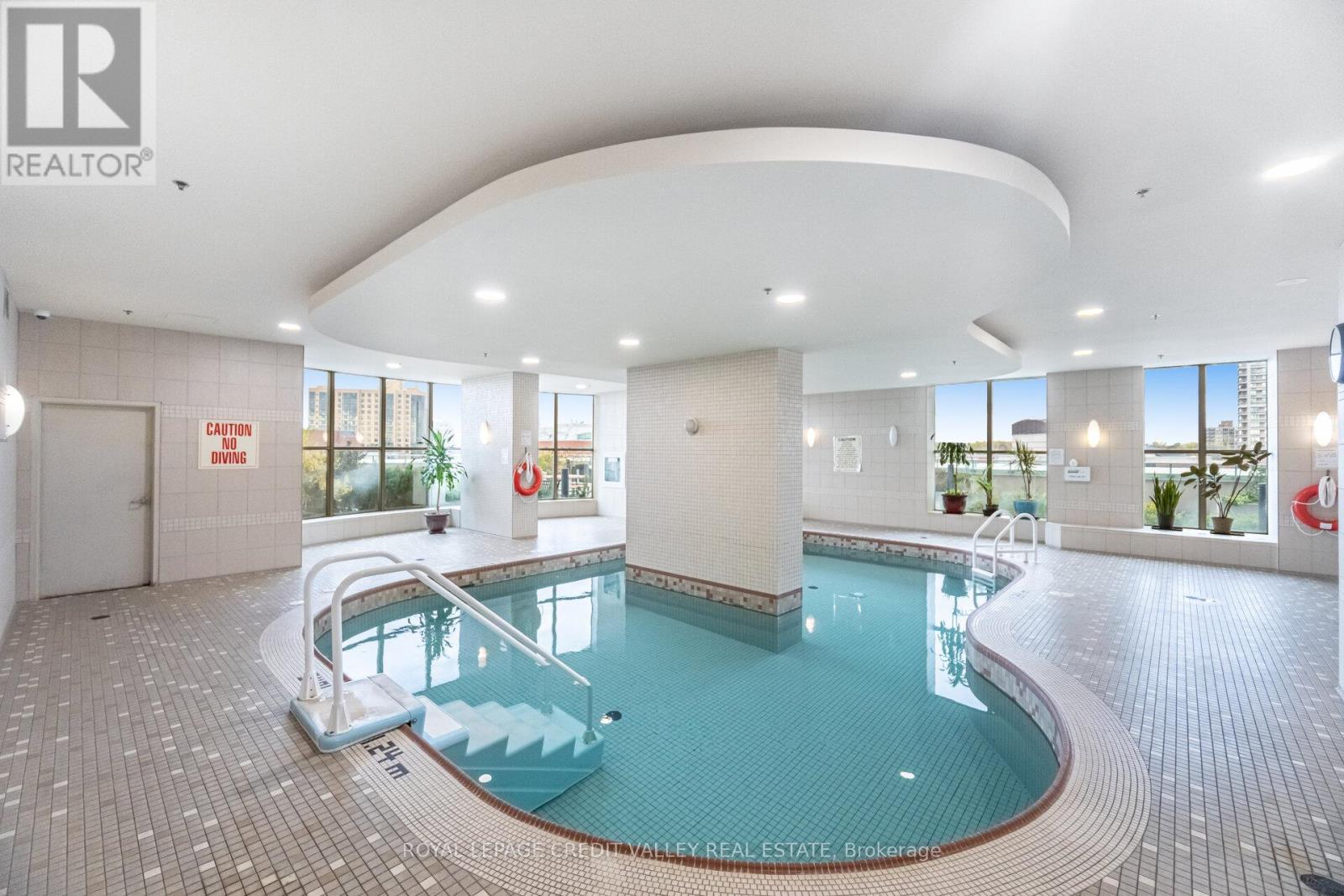 2407 - 9 George Street N, Brampton, Ontario  L6X 0T7 - Photo 36 - W12499790