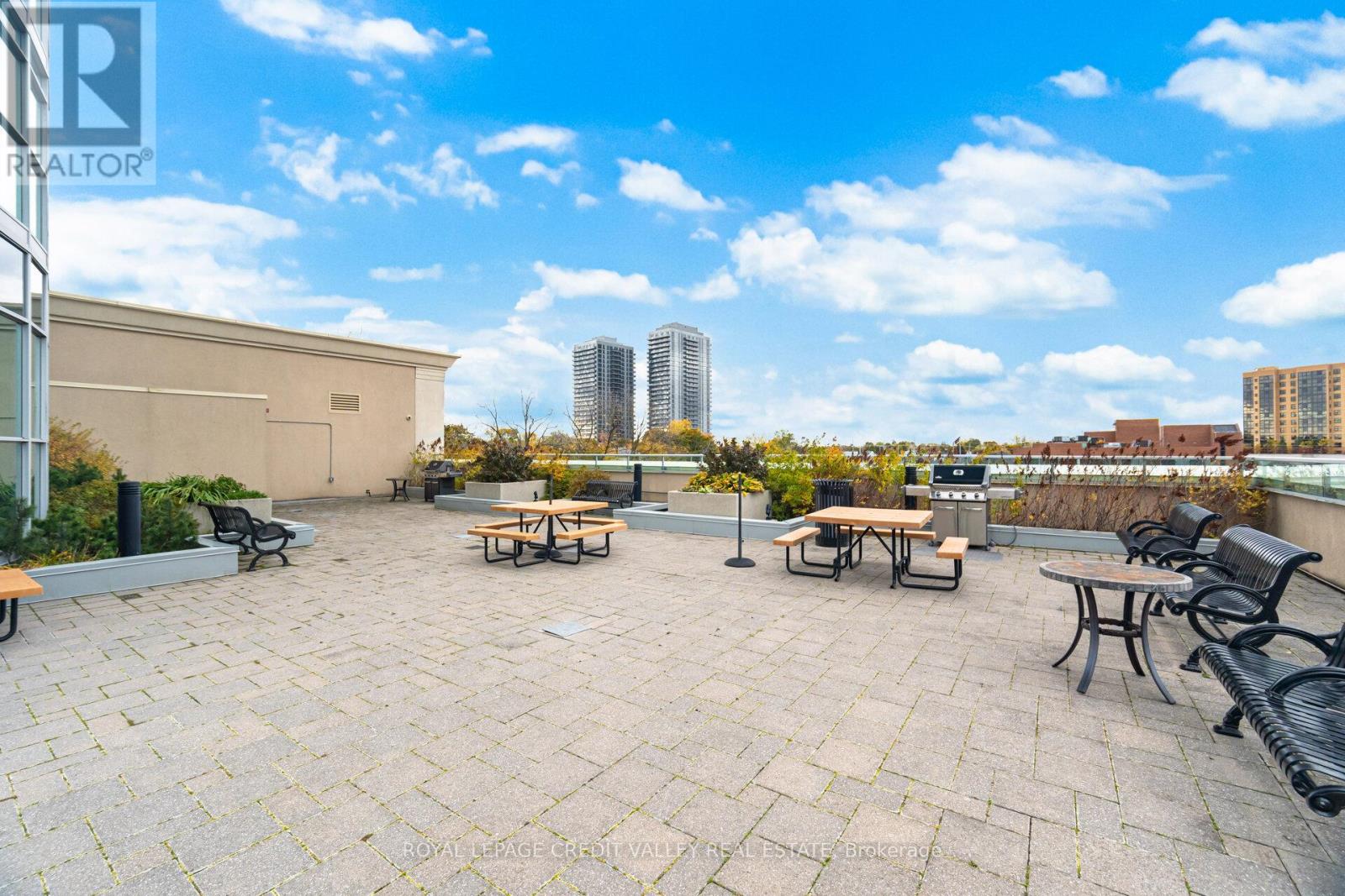 2407 - 9 George Street N, Brampton, Ontario  L6X 0T7 - Photo 39 - W12499790