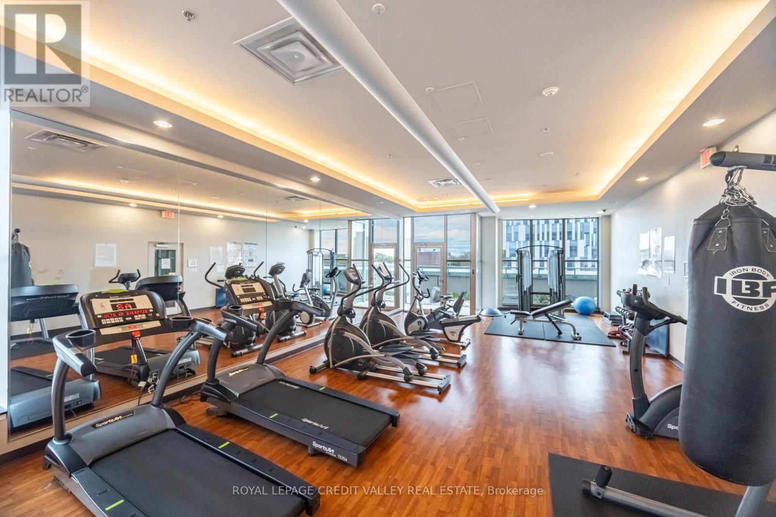 2407 - 9 George Street N, Brampton, Ontario  L6X 0T7 - Photo 42 - W12499790