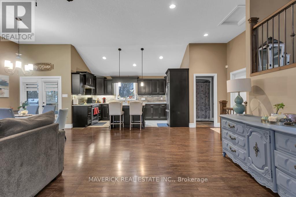 474 King Street W, Ingersoll (Ingersoll - South), Ontario  N5C 3J7 - Photo 5 - X12499812