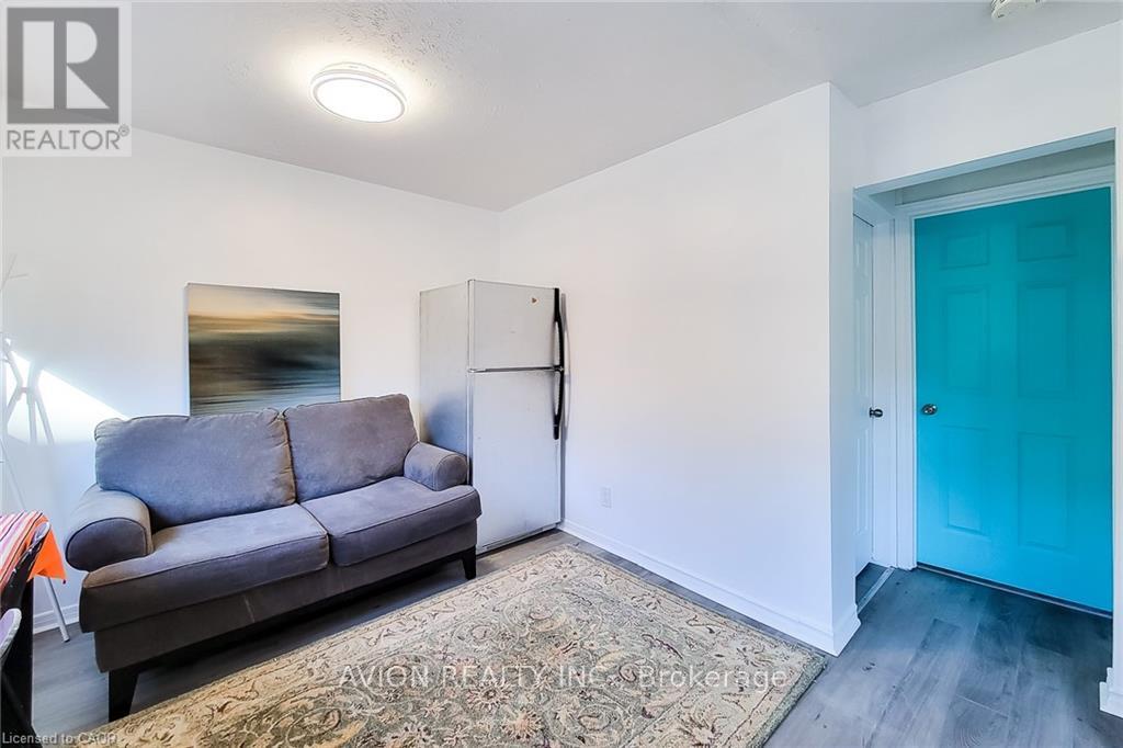 1 - 26 Barton Street W, Hamilton, Ontario  L8L 1A1 - Photo 11 - X12499758