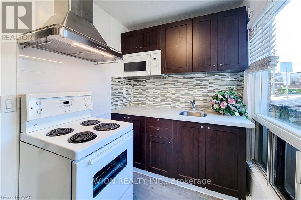 1 - 26 Barton Street W, Hamilton, Ontario  L8L 1A1 - Photo 14 - X12499758