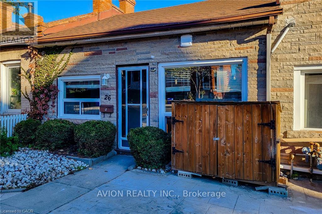 1 - 26 Barton Street W, Hamilton, Ontario  L8L 1A1 - Photo 2 - X12499758