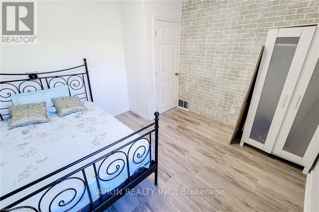 1 - 26 Barton Street W, Hamilton, Ontario  L8L 1A1 - Photo 22 - X12499758