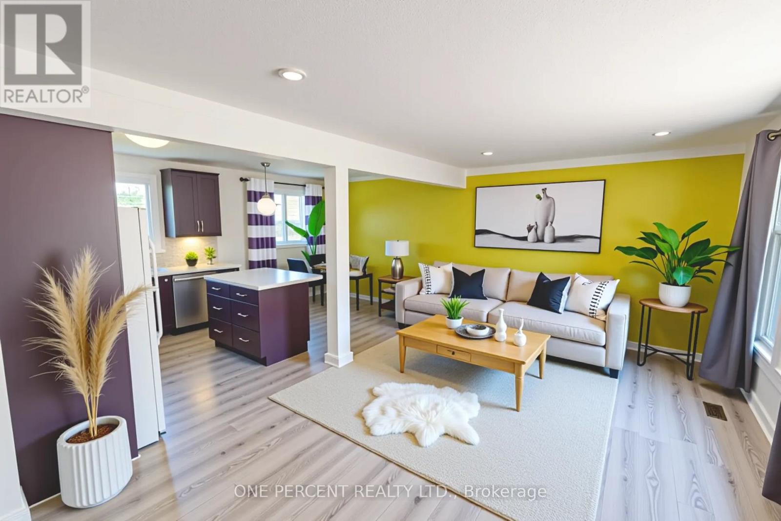 43 Loyalist Drive, Welland, Ontario  L3C 2X9 - Photo 3 - X12499762