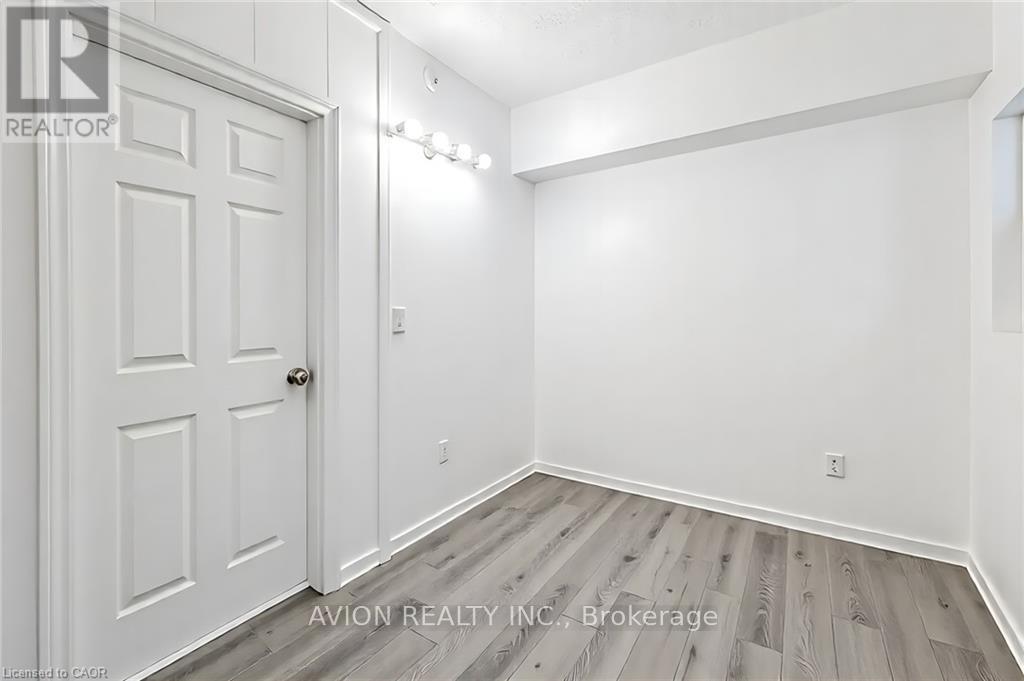 2 - 26 Barton Street W, Hamilton, Ontario  L8L 1A1 - Photo 10 - X12499774