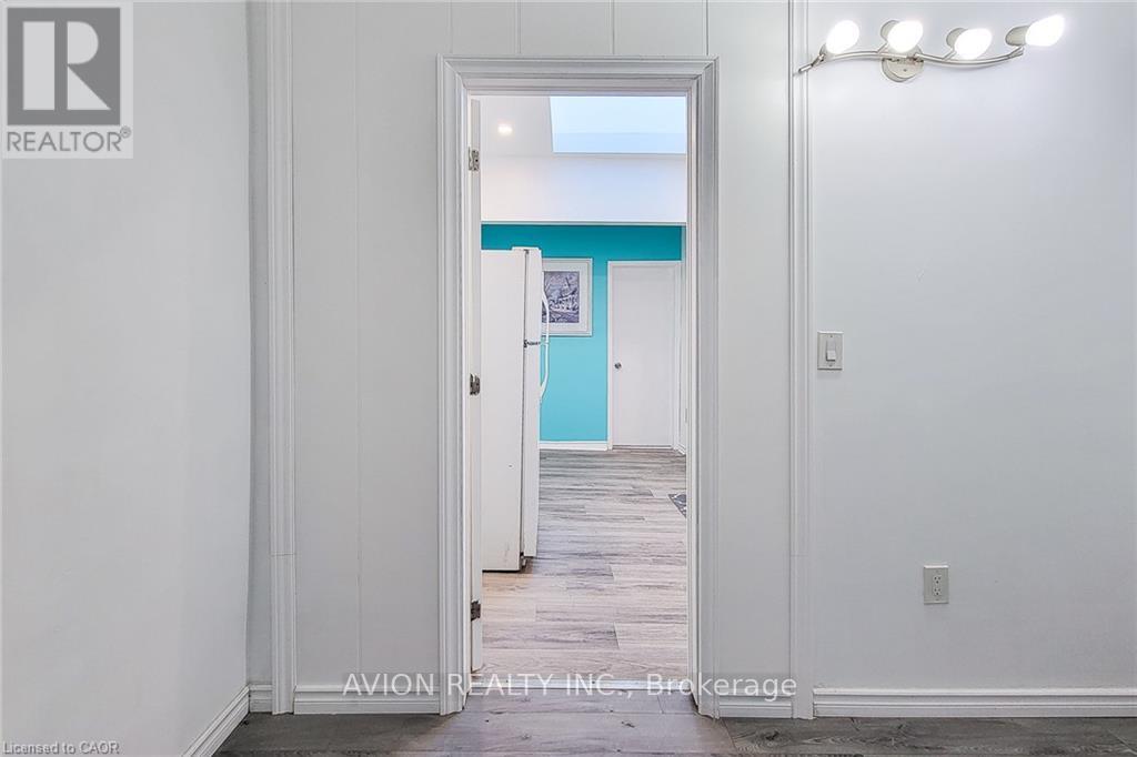 2 - 26 Barton Street W, Hamilton, Ontario  L8L 1A1 - Photo 14 - X12499774