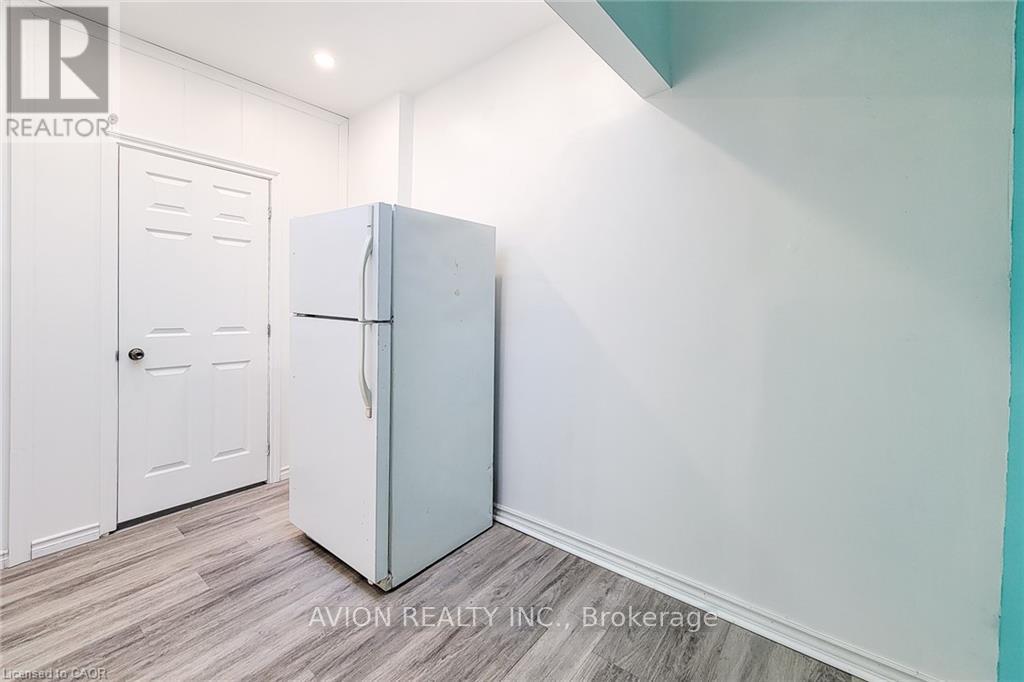 2 - 26 Barton Street W, Hamilton, Ontario  L8L 1A1 - Photo 18 - X12499774