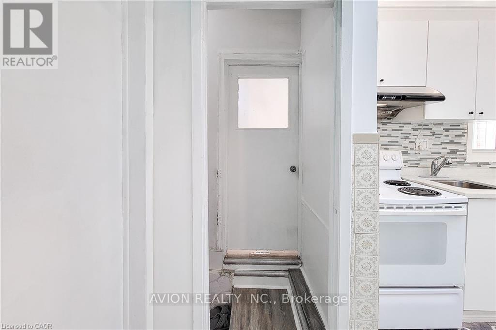 2 - 26 Barton Street W, Hamilton, Ontario  L8L 1A1 - Photo 25 - X12499774