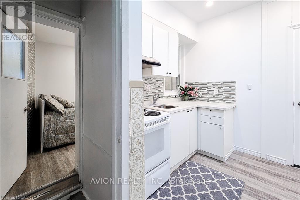 2 - 26 Barton Street W, Hamilton, Ontario  L8L 1A1 - Photo 26 - X12499774